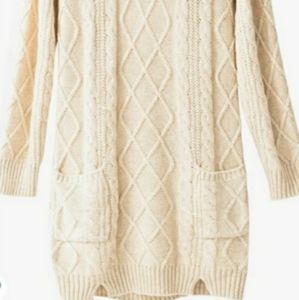 Nwt Cable knit tunic sweater